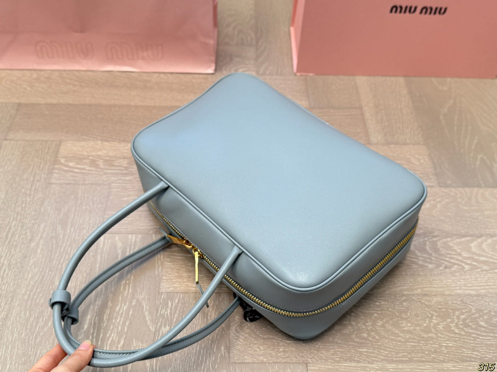 MIU MIU BEAU BAG 33 IN GRAY CALFSKIN WITH BASEBALL CHARM