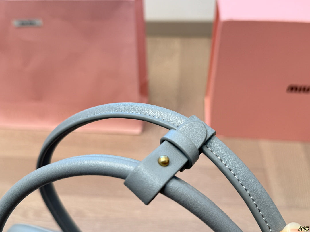 MIU MIU BEAU BAG 33 IN GRAY CALFSKIN WITH BASEBALL CHARM