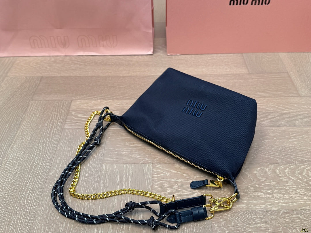 MIU MIU CHAIN SHOULDER BAG 18 IN BLACK FABRIC GOLD HARDWARE
