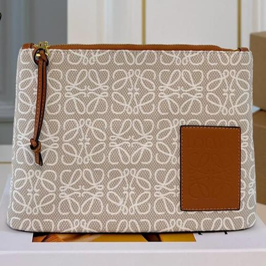 LOEWE LOE 28 CLUTCH BAG IN BEIGE ANAGRAM JACQUARD