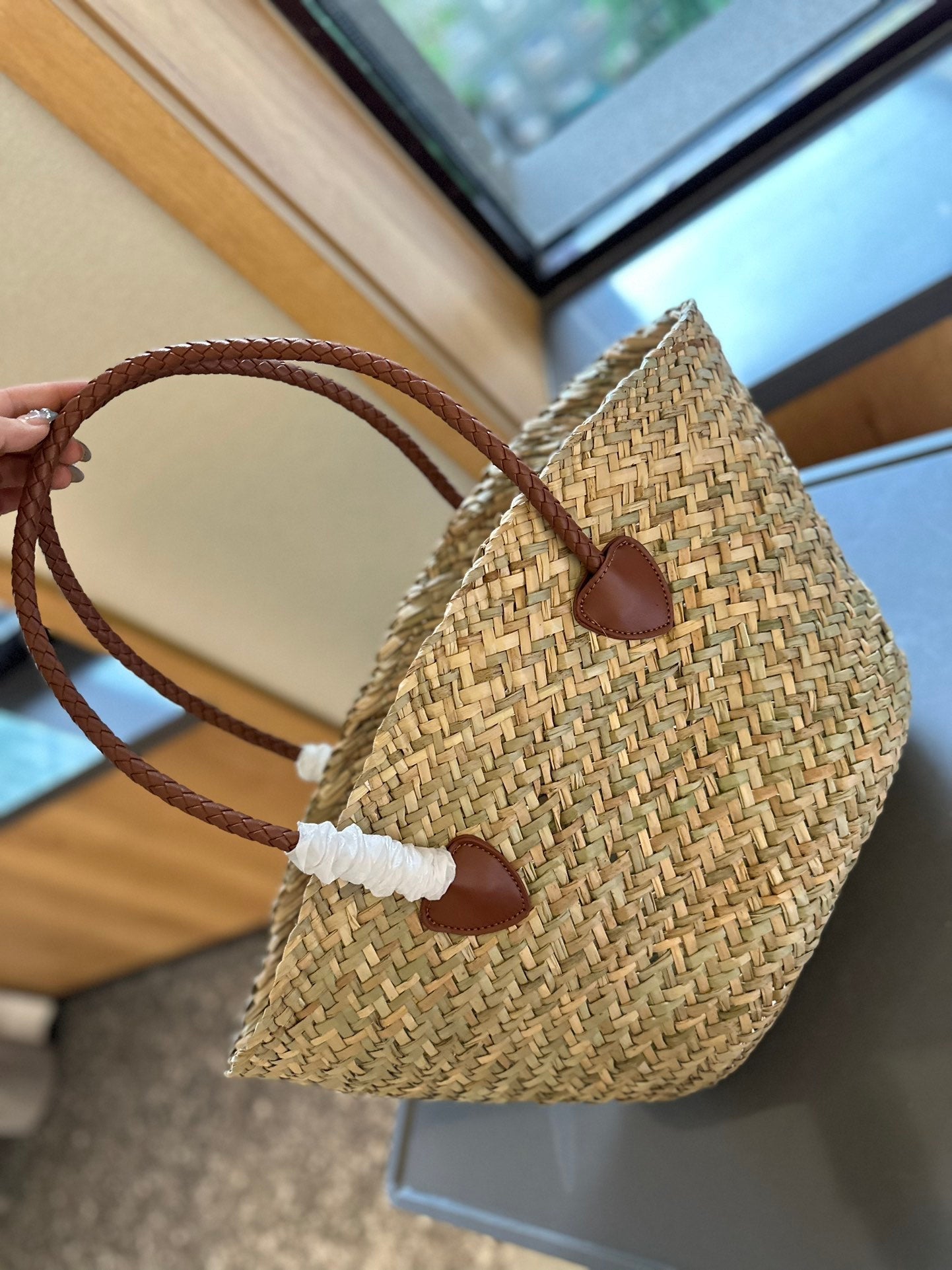 MIU MIU BASKET 28 BAG IN BEIGE STRAW WOVEN