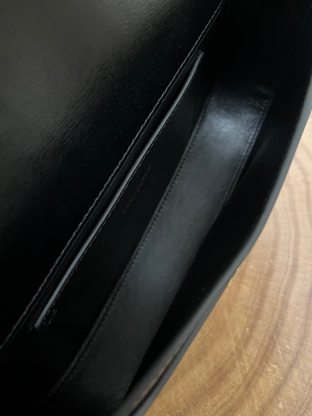 SAINT LAURENT VOLTAIRE 17 BLACK CALFSKIN BAG