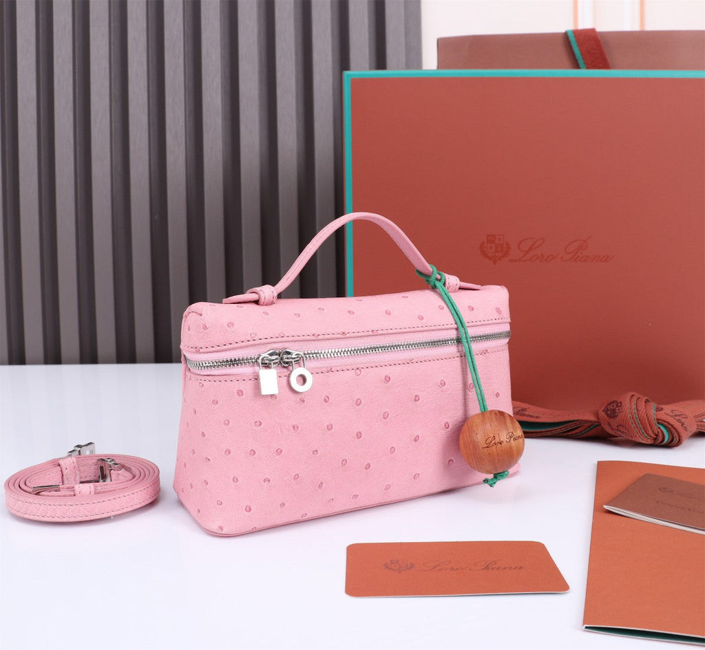 LORO PIANA EXTRA POCKET L19 IN BABY PINK OSTRICH LEATHER