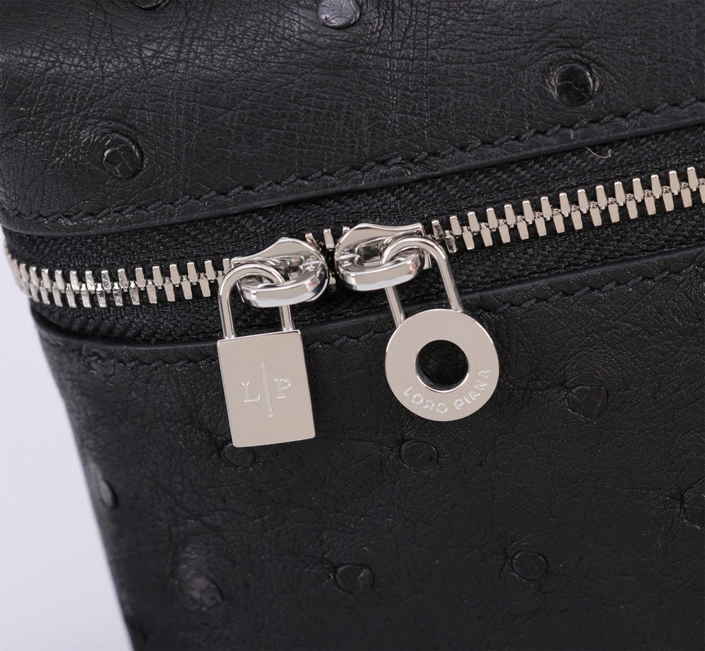 LORO PIANA EXTRA POCKET L19 IN BLACK OSTRICH LEATHER
