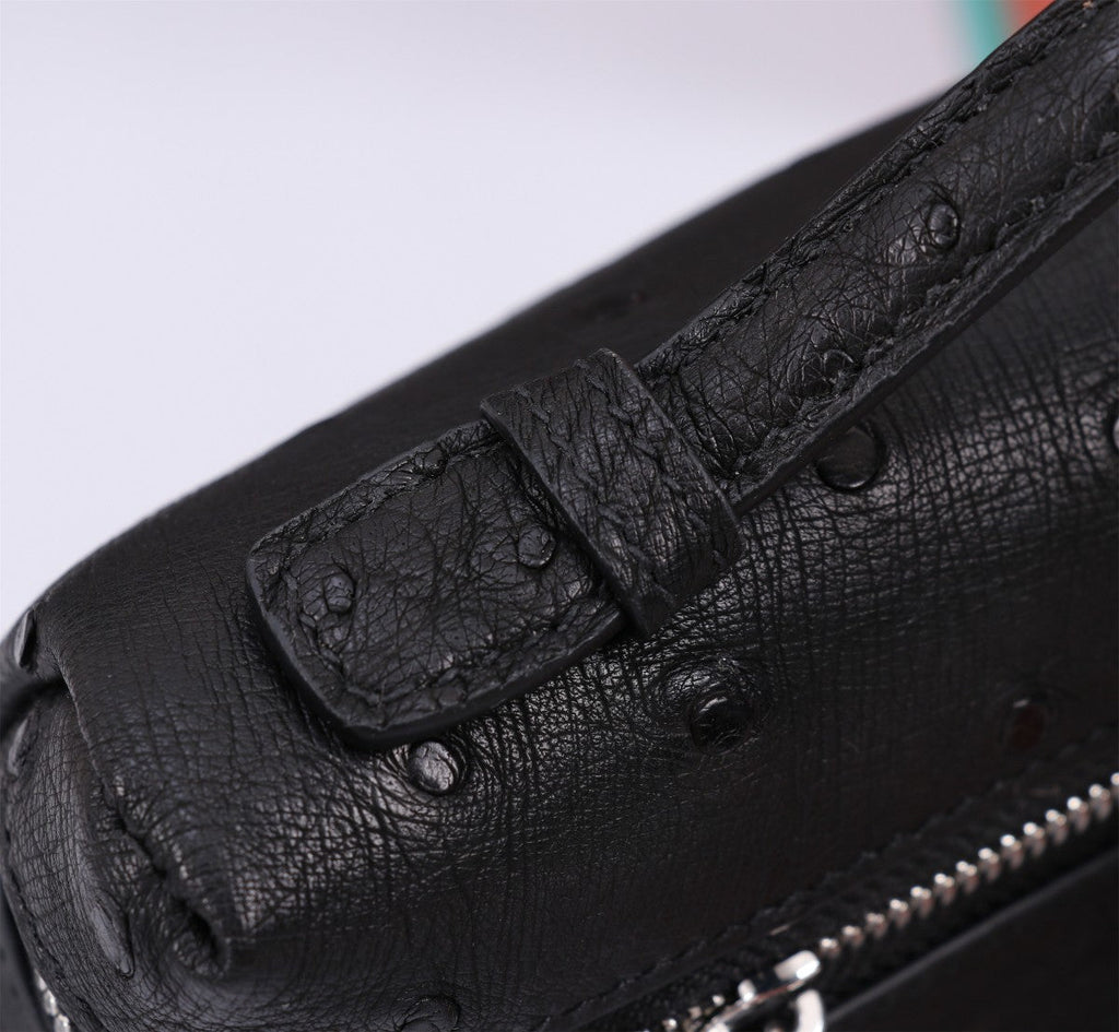 LORO PIANA EXTRA POCKET L19 IN BLACK OSTRICH LEATHER