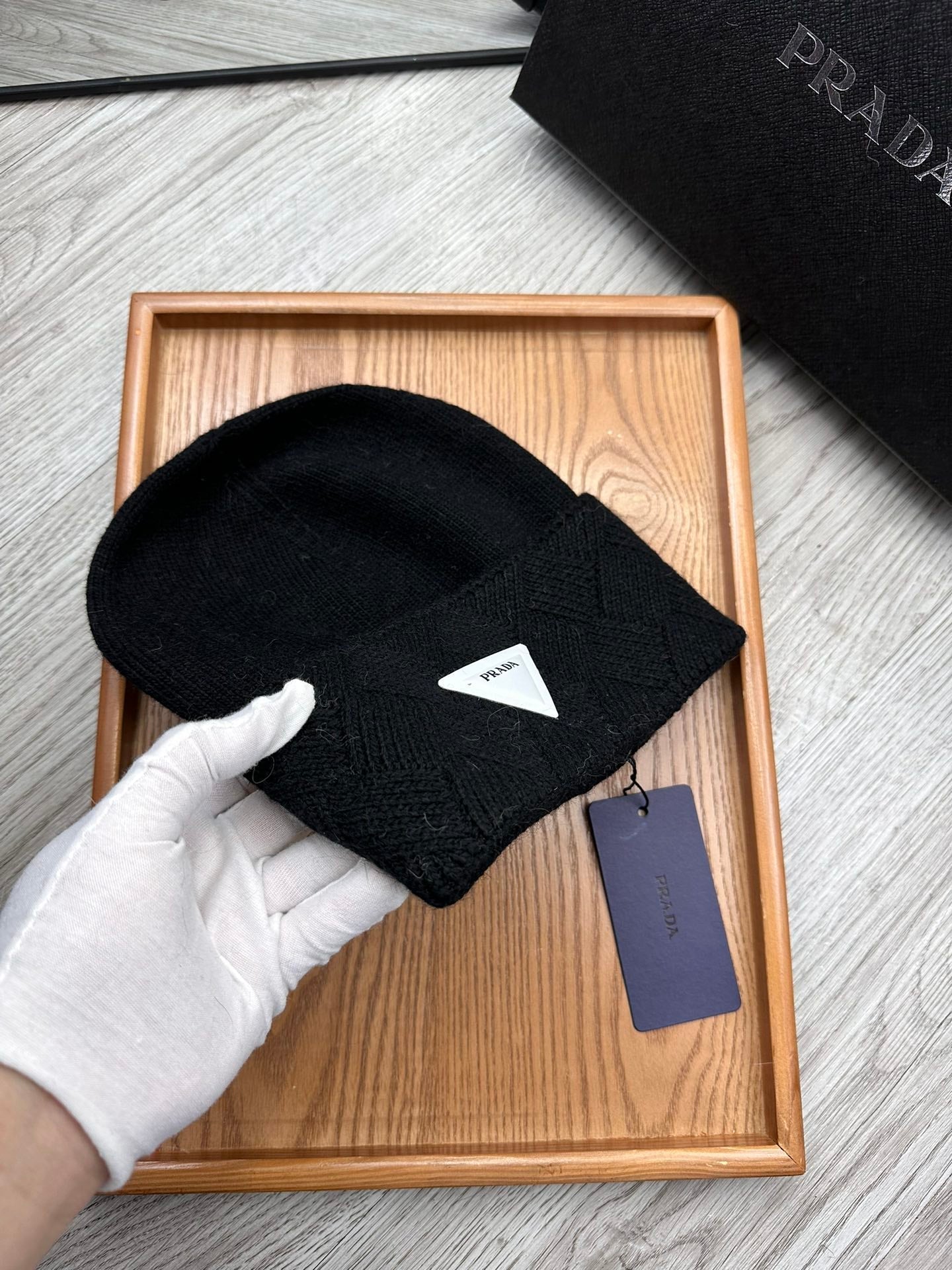 PRADA BEANIE HAT IN BLACK WOOL AND RABBIT FUR 342038