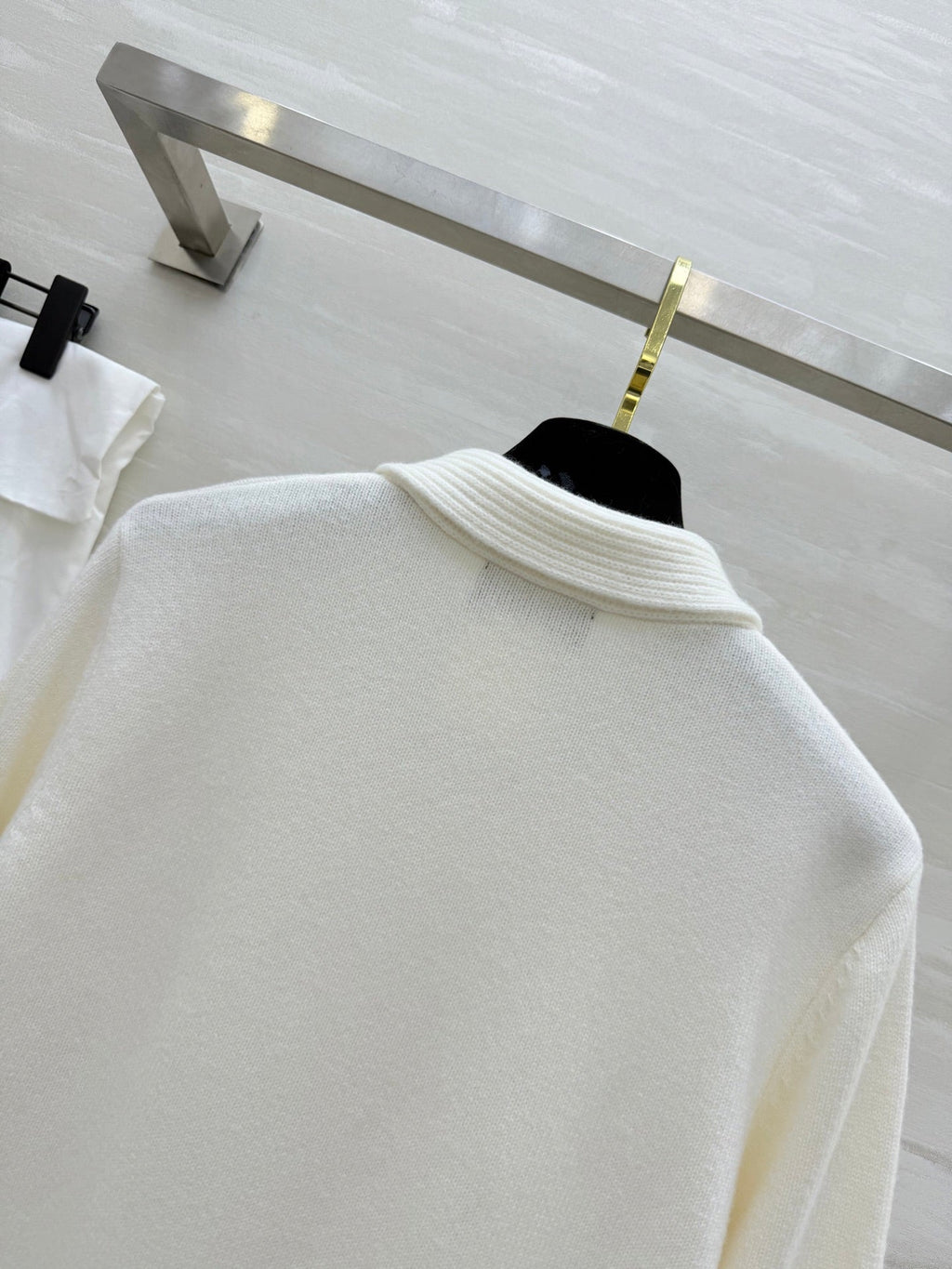 CHANEL 25S CASHMERE SWEATER 271
