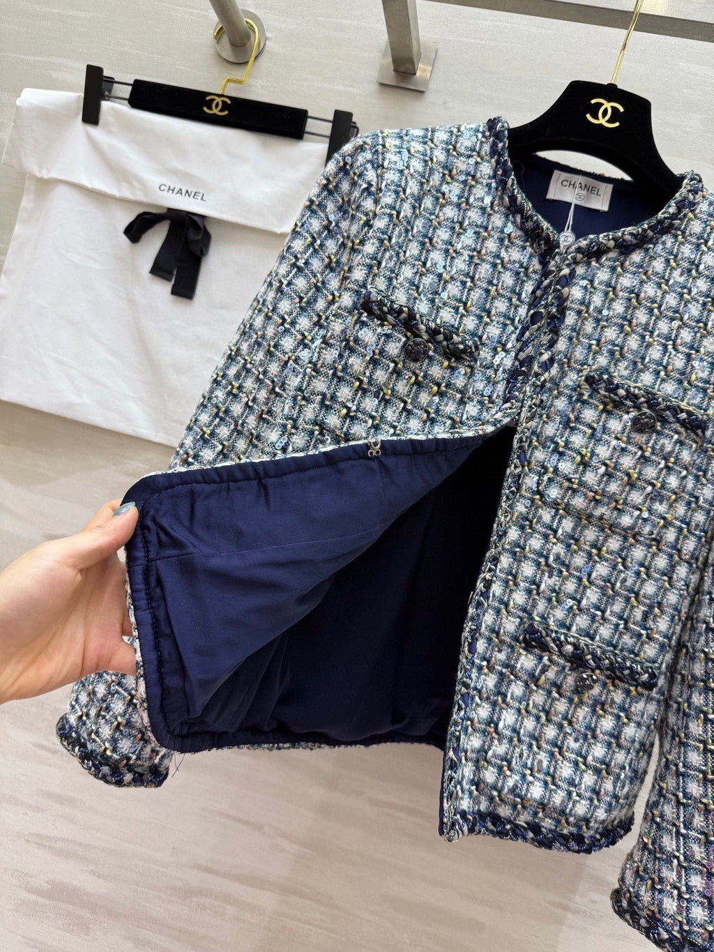 CHANEL 25S TWEED JACKET 477