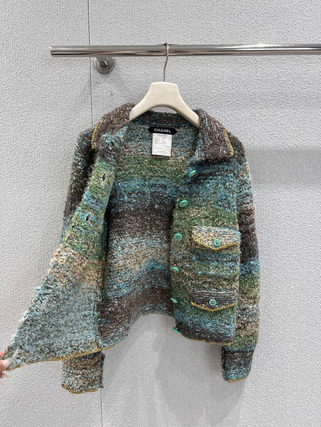 CHANEL 25S KNITTED CARDIGAN 232721
