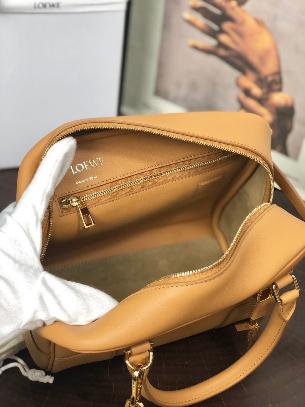 LOEWE LOE AMAZONA 19 BAG IN WARM DESERT NAPPA CALFSKIN