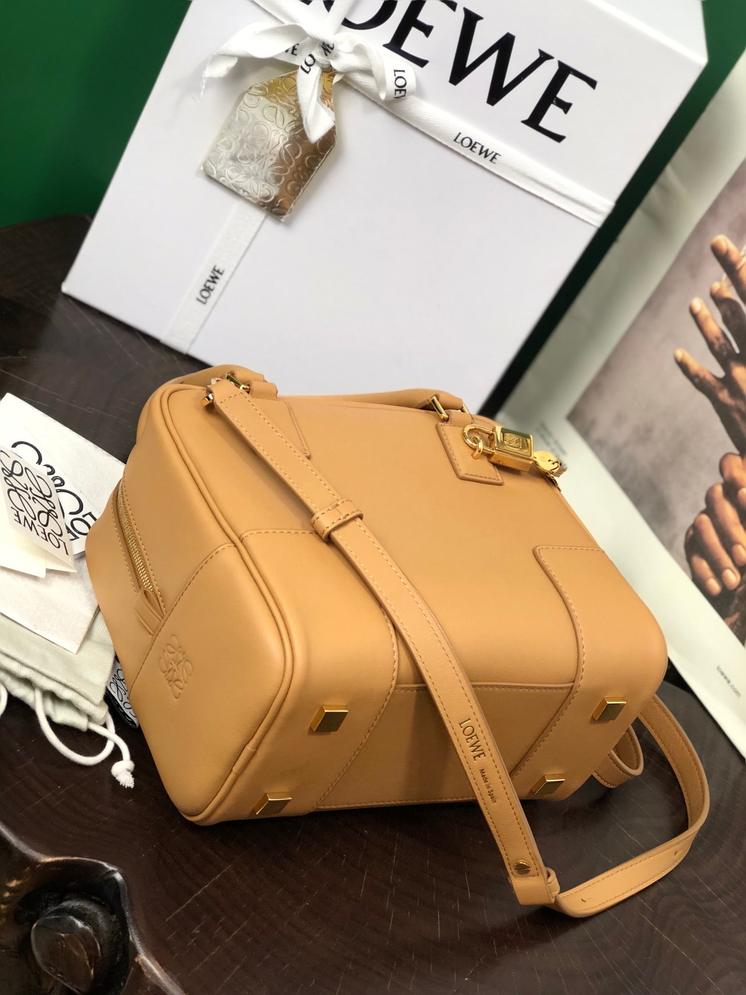 LOEWE LOE AMAZONA 19 BAG IN WARM DESERT NAPPA CALFSKIN