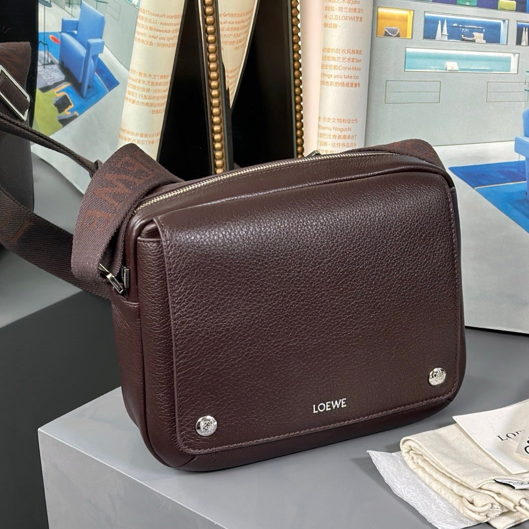 LOEWE MEDIUM 23 PEBBLE MESSENGER BAG IN HICKORY BROWN SUPPLE GRAINED CALFSKIN