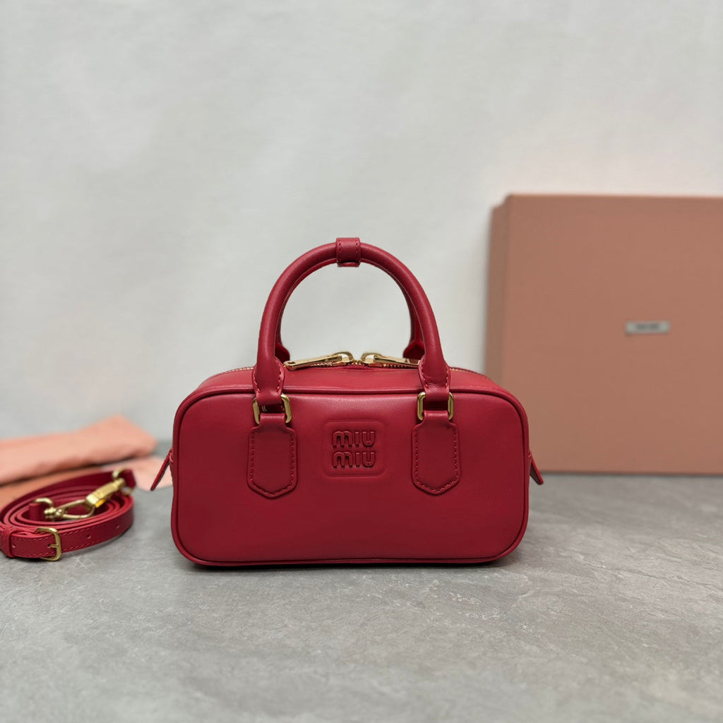 MIU MIU ARCADIE BAG 22 IN RED CALFSKIN GOLD HARDWARE
