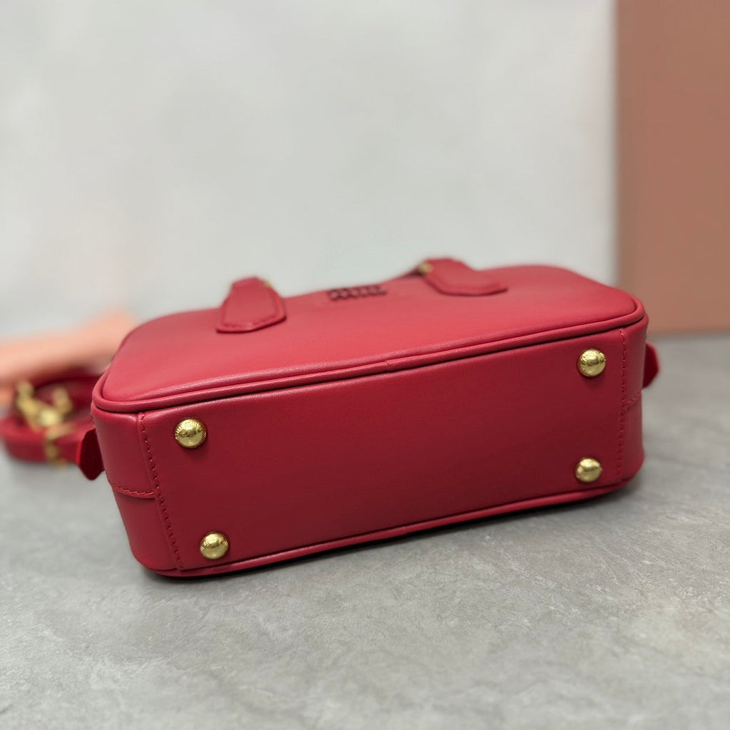 MIU MIU ARCADIE BAG 22 IN RED CALFSKIN GOLD HARDWARE