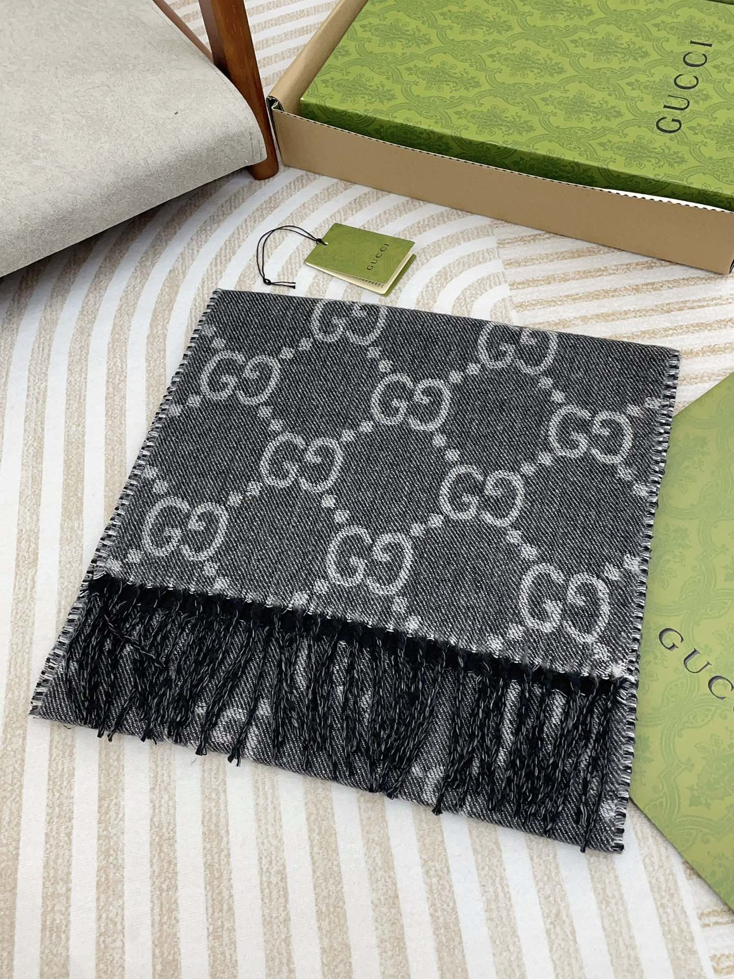 GUCCI JACQUARD WOOL SCARF BLACK 398285