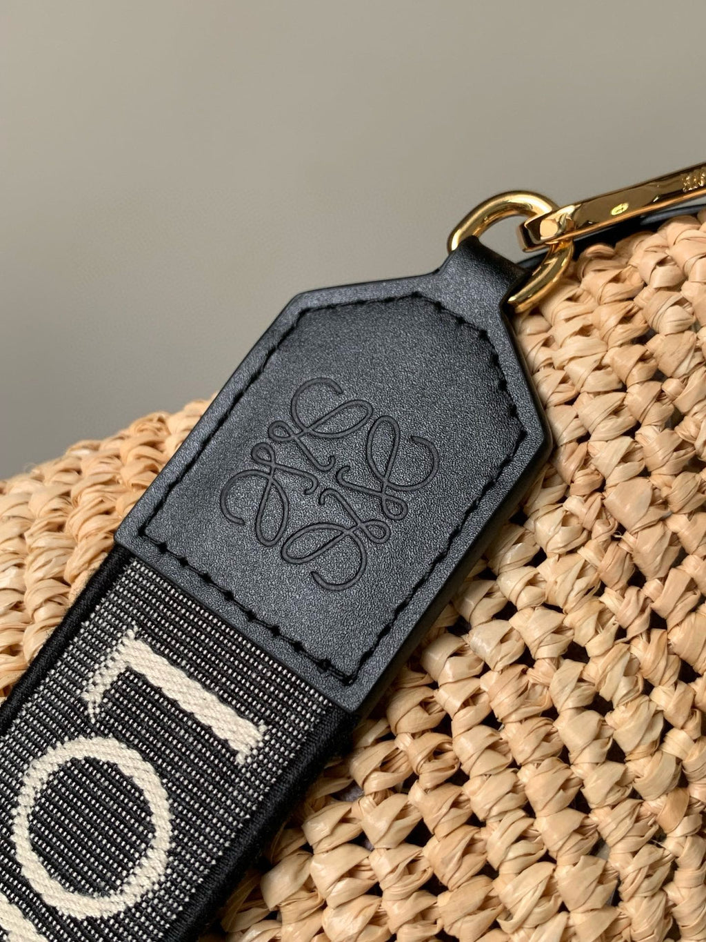 LOEWE LOE 30 SLIT BAG IN COLORFUL RAFFIA AND CALFSKIN