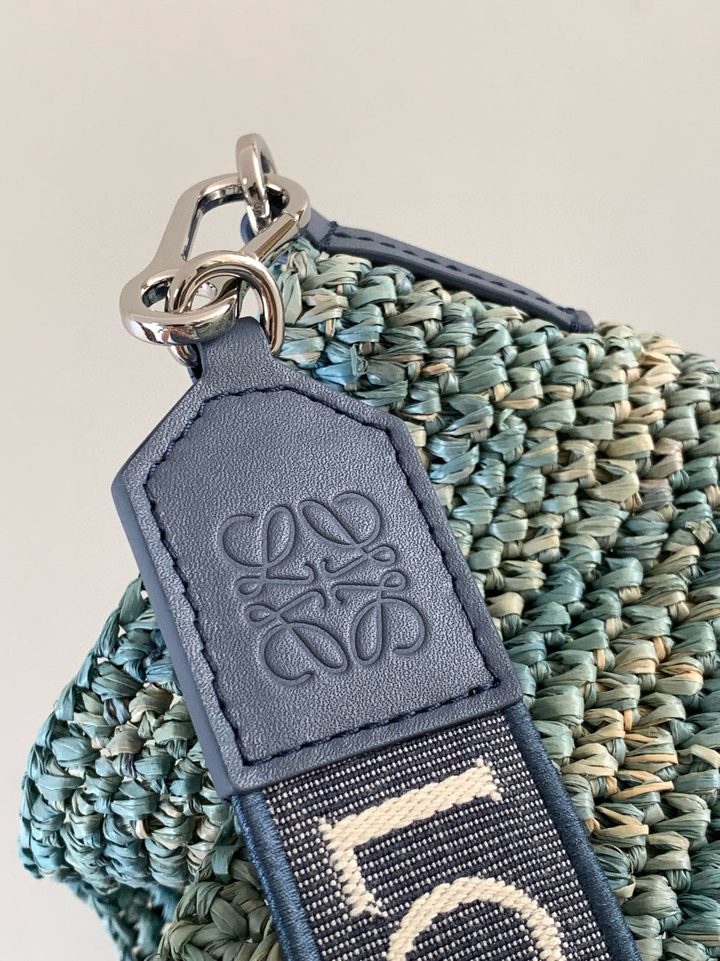 LOEWE LOE 30 SLIT BAG IN DENIM BLUE RAFFIA AND CALFSKIN