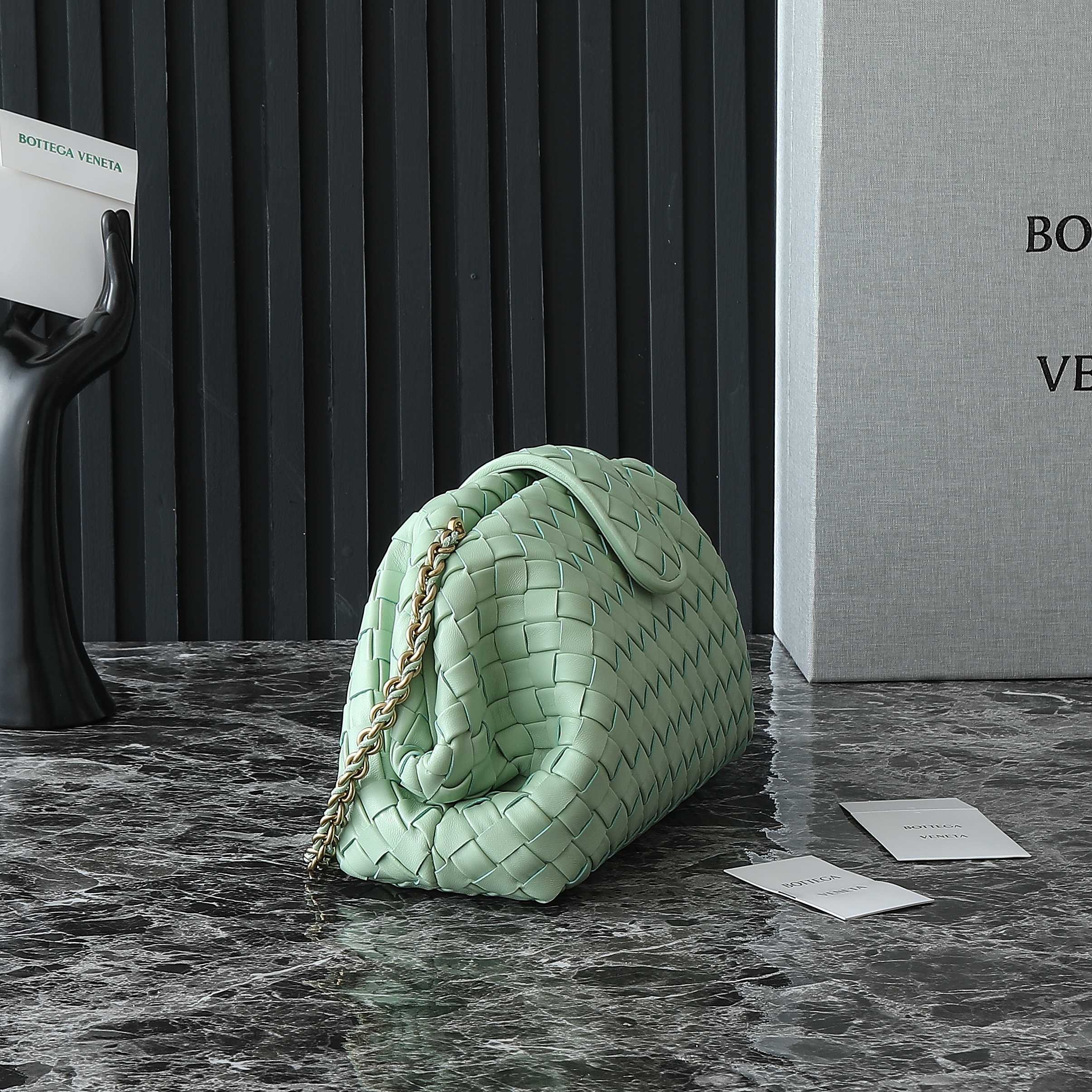 BOTTEGA VENETA Teen Lauren 1980 With Chain 31.5 Light Green Leather Ghw