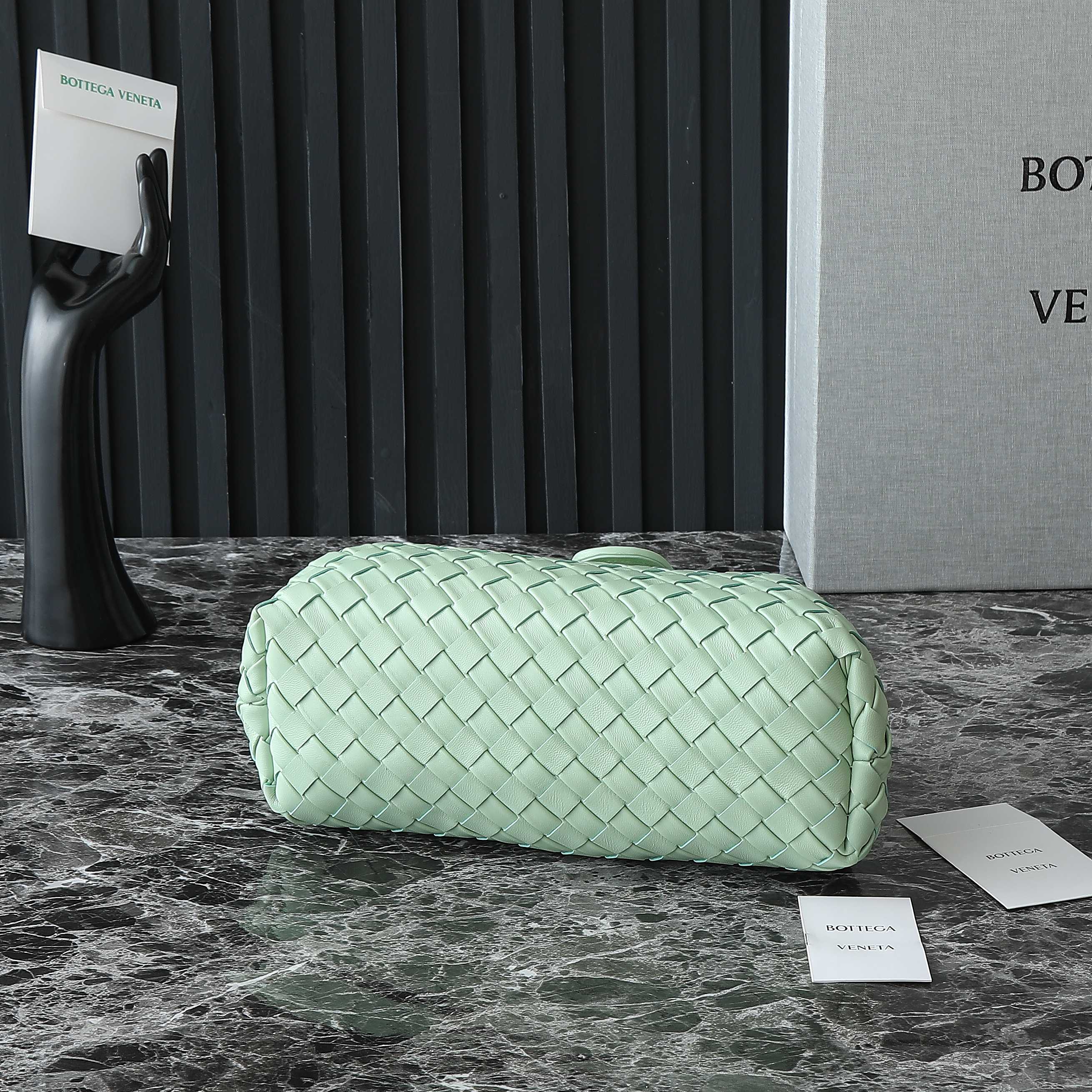 BOTTEGA VENETA Teen Lauren 1980 With Chain 31.5 Light Green Leather Ghw