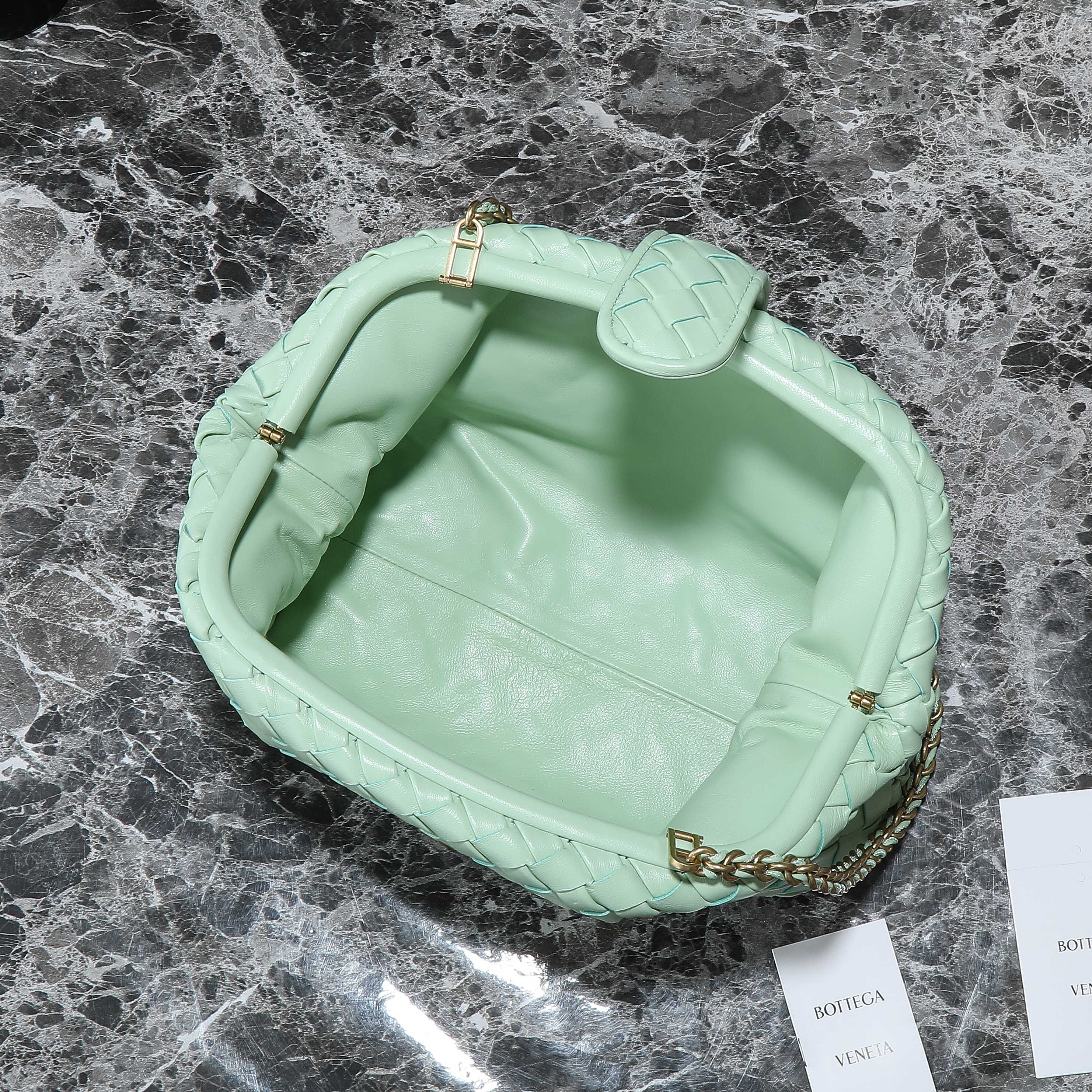 BOTTEGA VENETA Teen Lauren 1980 With Chain 31.5 Light Green Leather Ghw