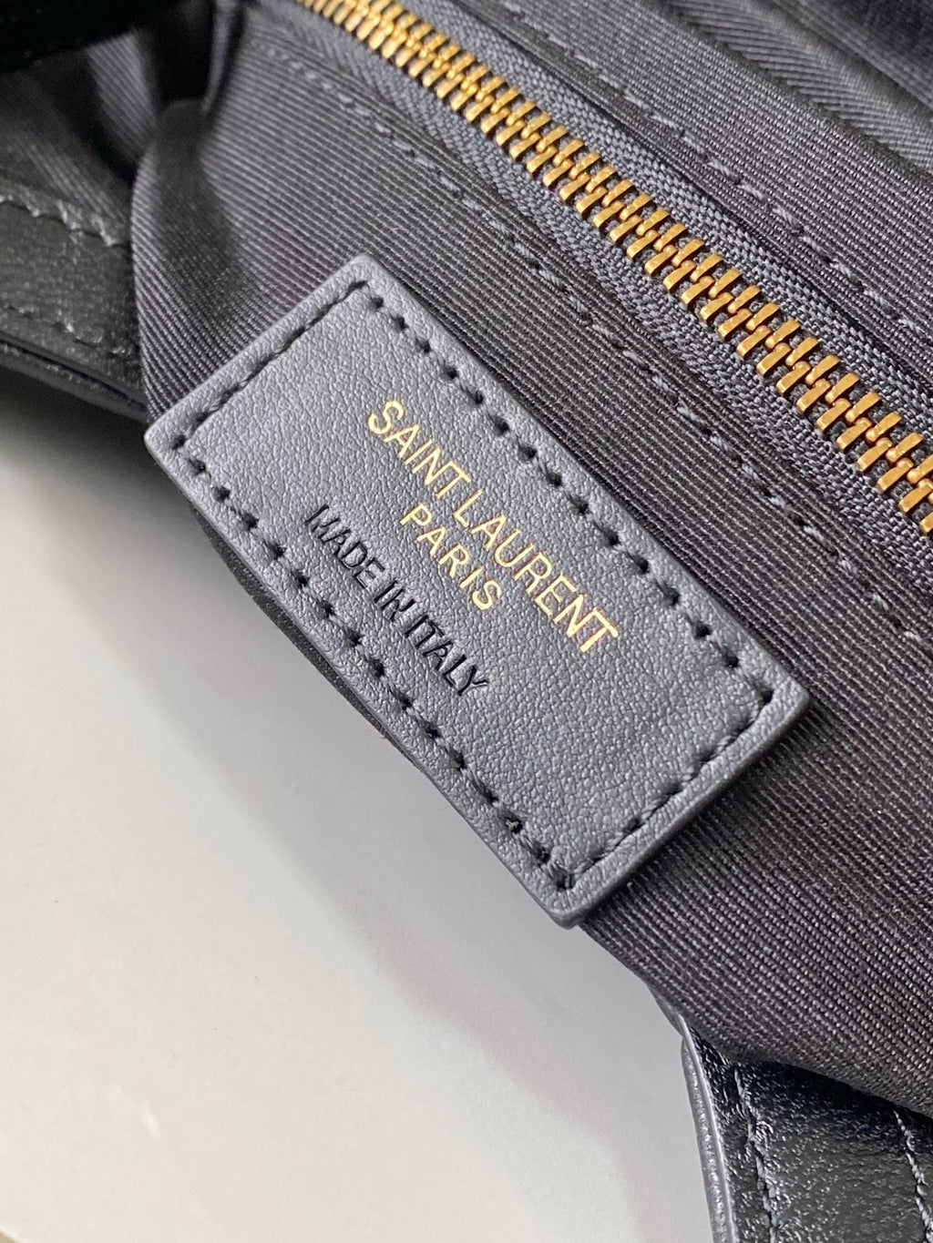 SAINT LAURENT 26 BLACK SHEEPSKIN WITH GOLD BUCKLE BAG
