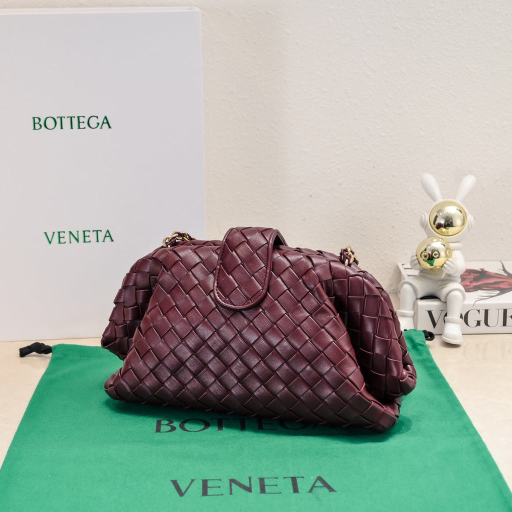 BOTTEGA VENETA Teen Lauren 1980 With Chain 31.5 Burgundy Leather Ghw