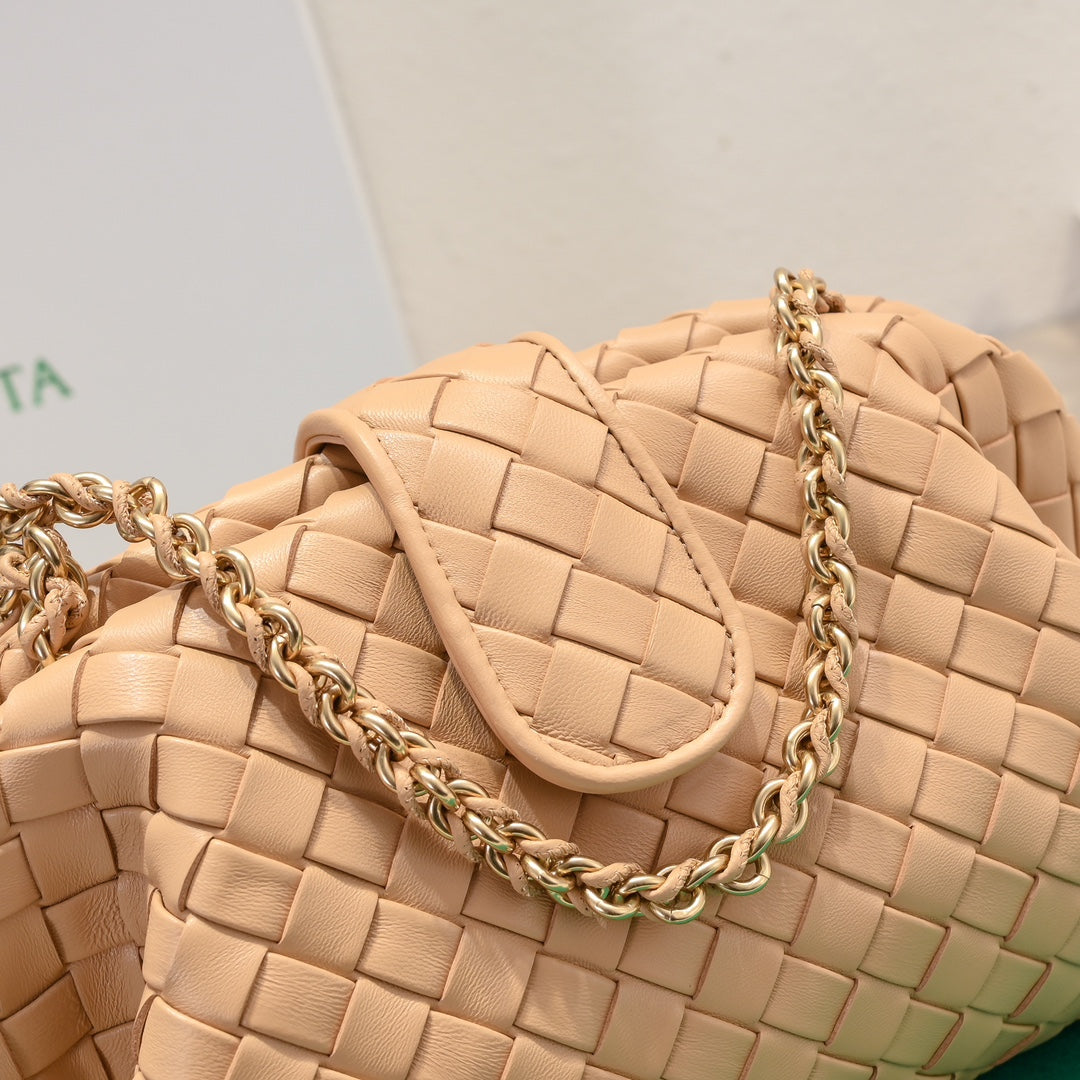 BOTTEGA VENETA Teen Lauren 1980 With Chain 31.5 Beige Leather Ghw