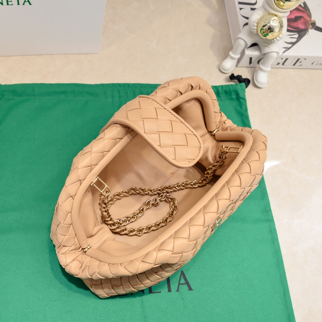 BOTTEGA VENETA Teen Lauren 1980 With Chain 31.5 Beige Leather Ghw
