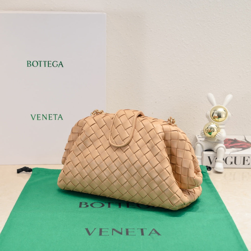 BOTTEGA VENETA Teen Lauren 1980 With Chain 31.5 Beige Leather Ghw