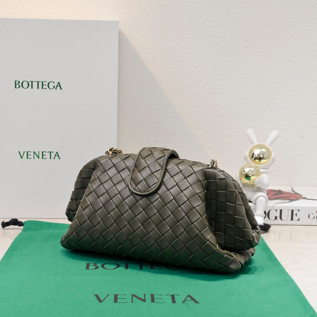 BOTTEGA VENETA Teen Lauren 1980 With Chain 31.5 Brown Leather Ghw