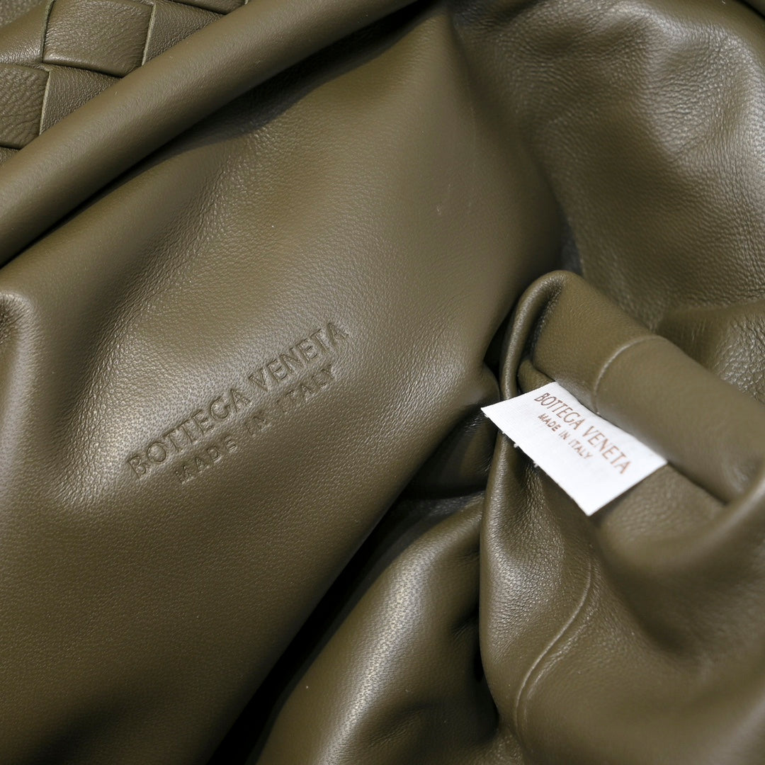 BOTTEGA VENETA Teen Lauren 1980 With Chain 31.5 Brown Leather Ghw