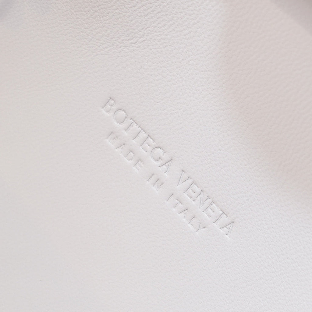 BOTTEGA VENETA Teen Lauren 1980 With Chain 31.5 White Leather Ghw