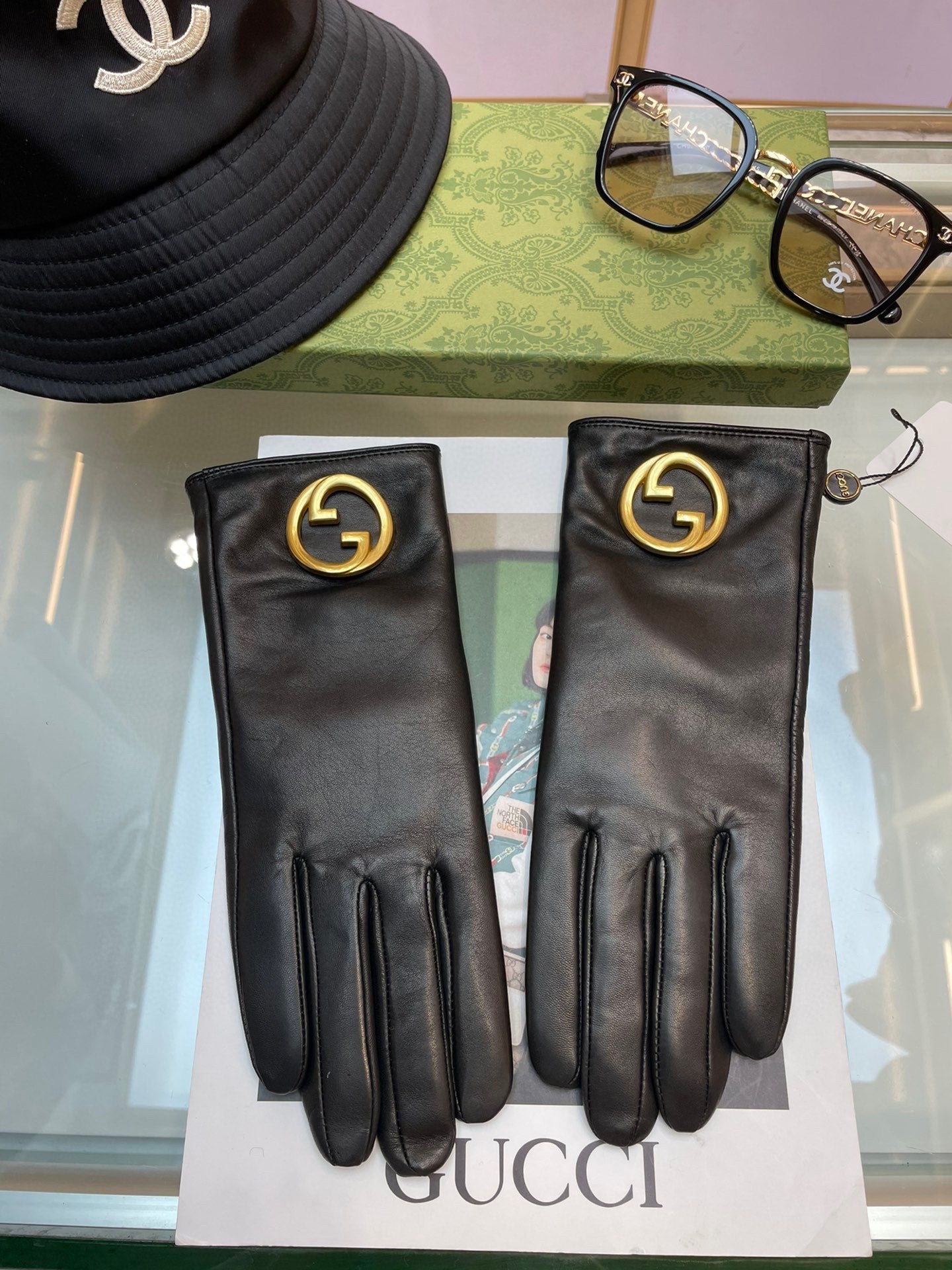 GUCCI GLOVES IN BLACK SHEEPSKIN WITH CASHMERE LINING 432595