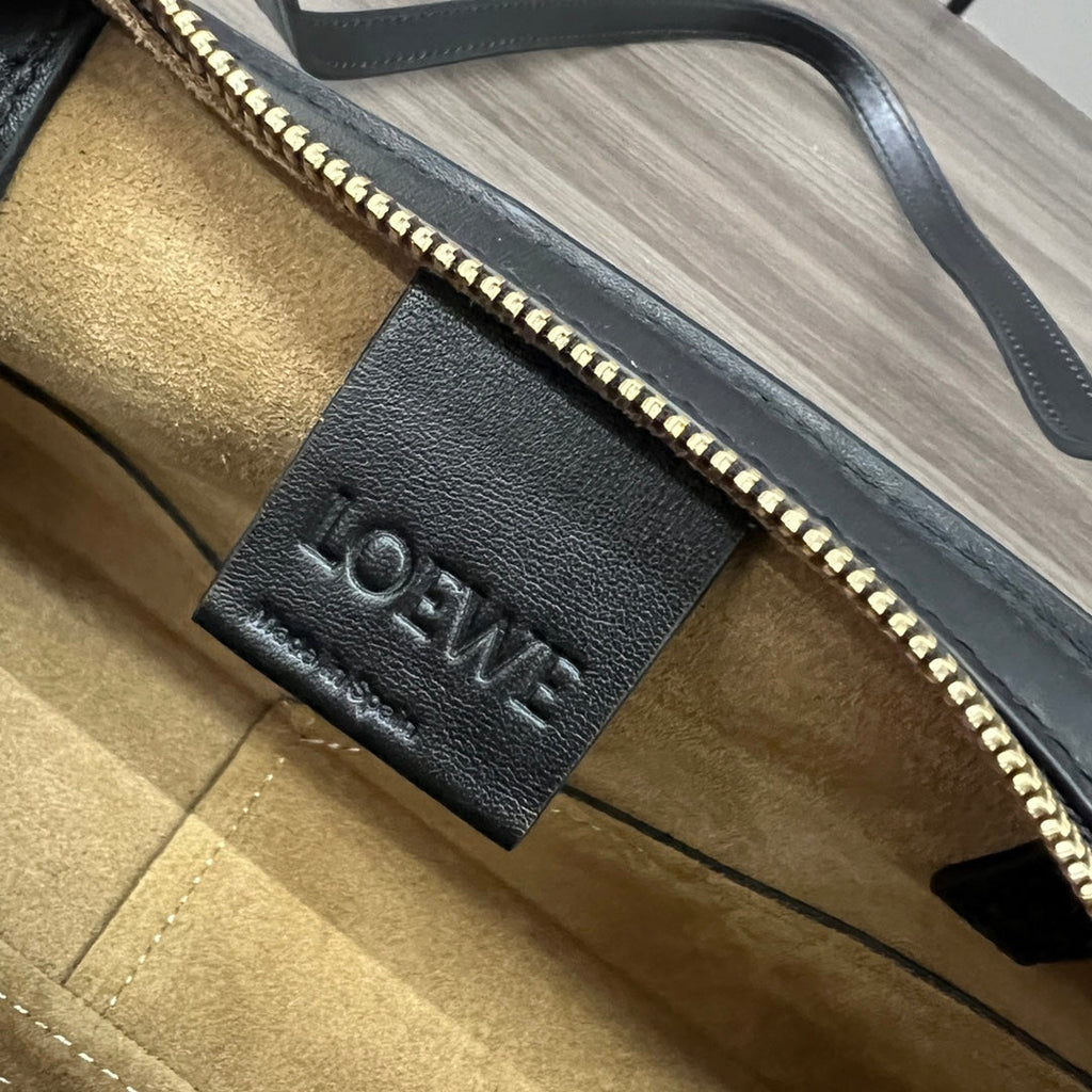 LOEWE PUZZLE FOLD CROPPED 39 BAG IN BLACK SOLF GRAINED CALFSKIN