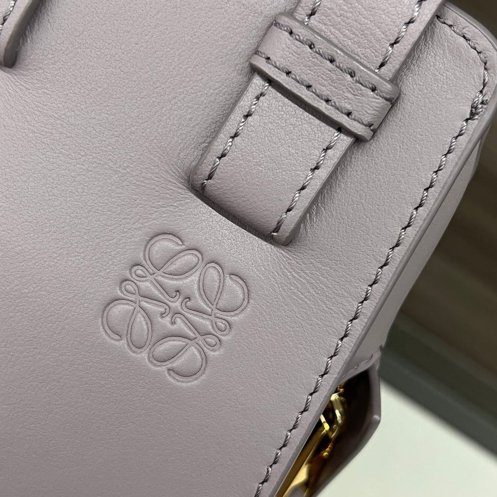 LOEWE LOE MINI 20 HAMMOCK BAG IN DUSTY PINK CALFSKIN