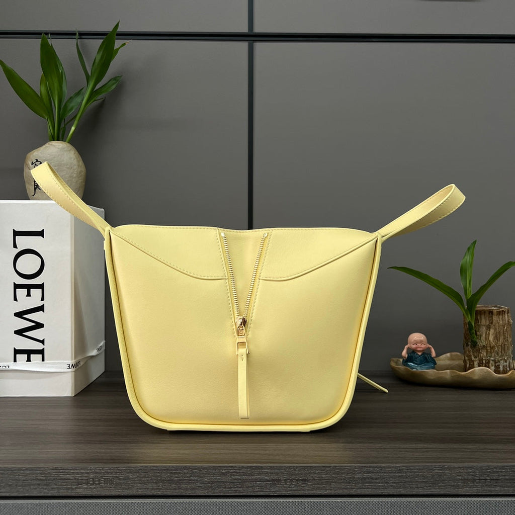 LOEWE LOE MINI 20 HAMMOCK BAG IN LIGHT YELLOW CALFSKIN