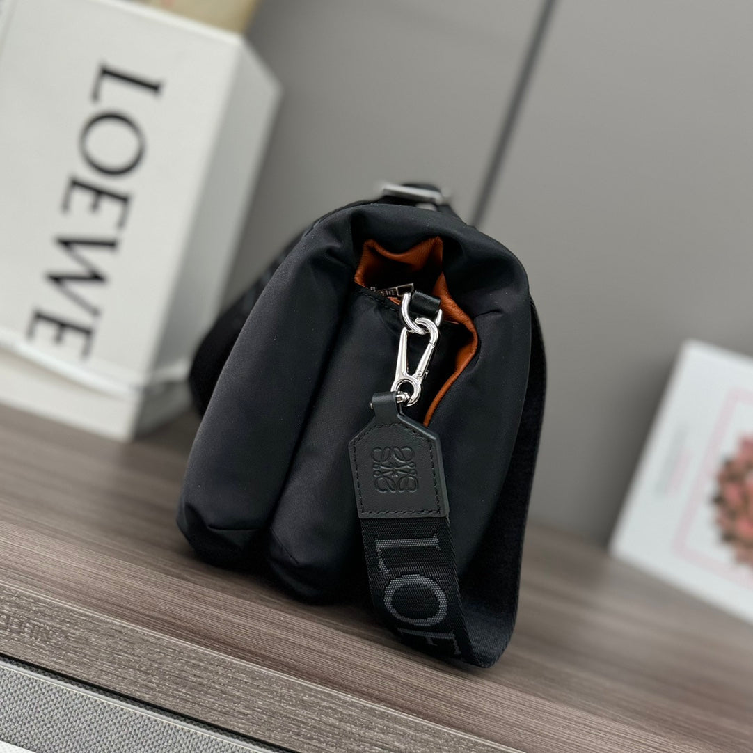 LOEWE LOE MINI PUFFER GOYA 23 BAG IN BLACK NAPPA LAMBSKIN