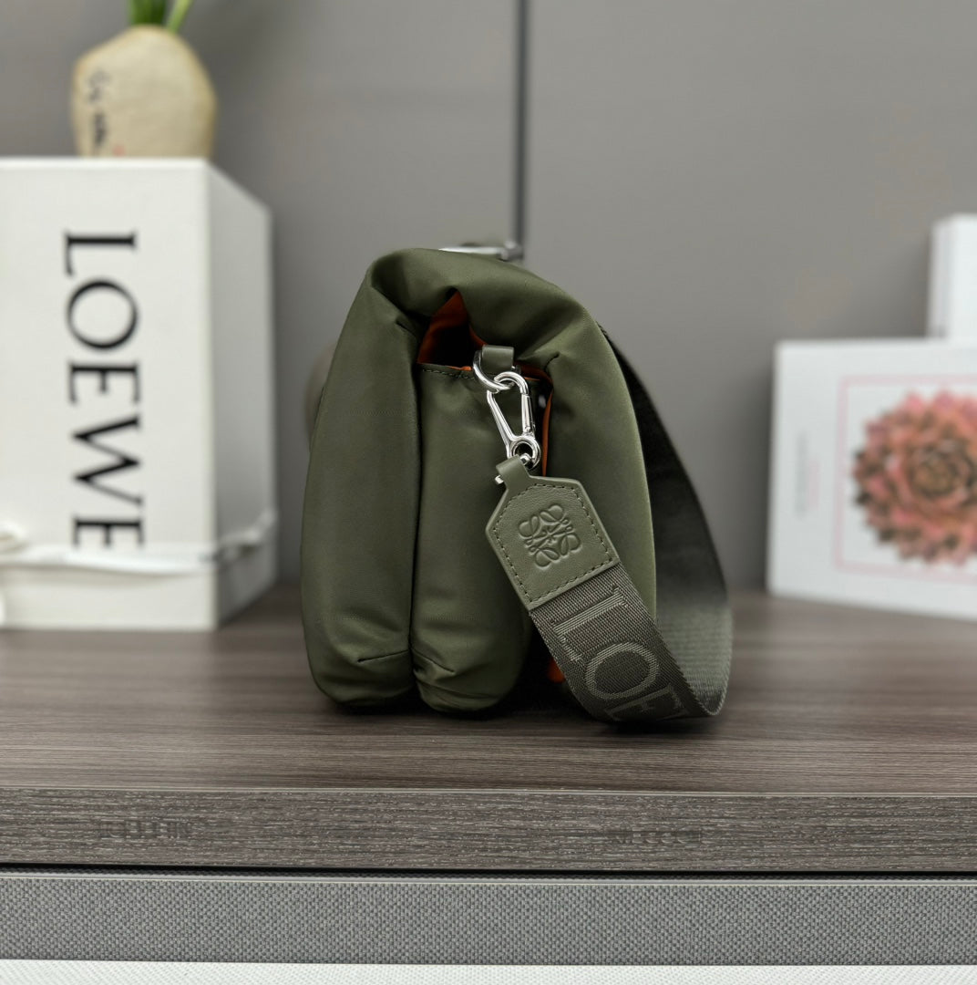 LOEWE LOE MINI PUFFER GOYA 23 BAG IN ARMY GREEN NAPPA LAMBSKIN