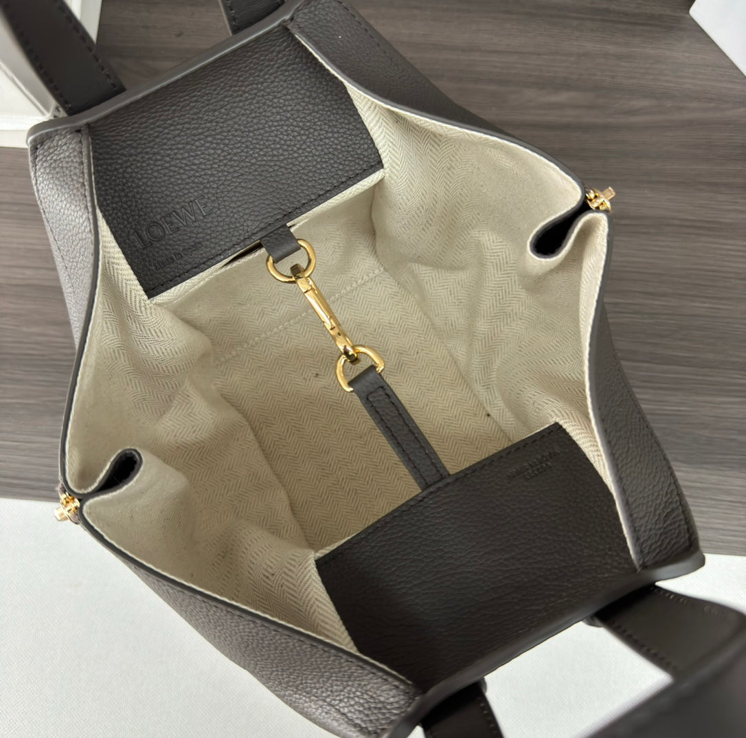 LOEWE LOE 20 HAMMOCK COMPACT BAG IN UMBER BROWN CALFSKIN
