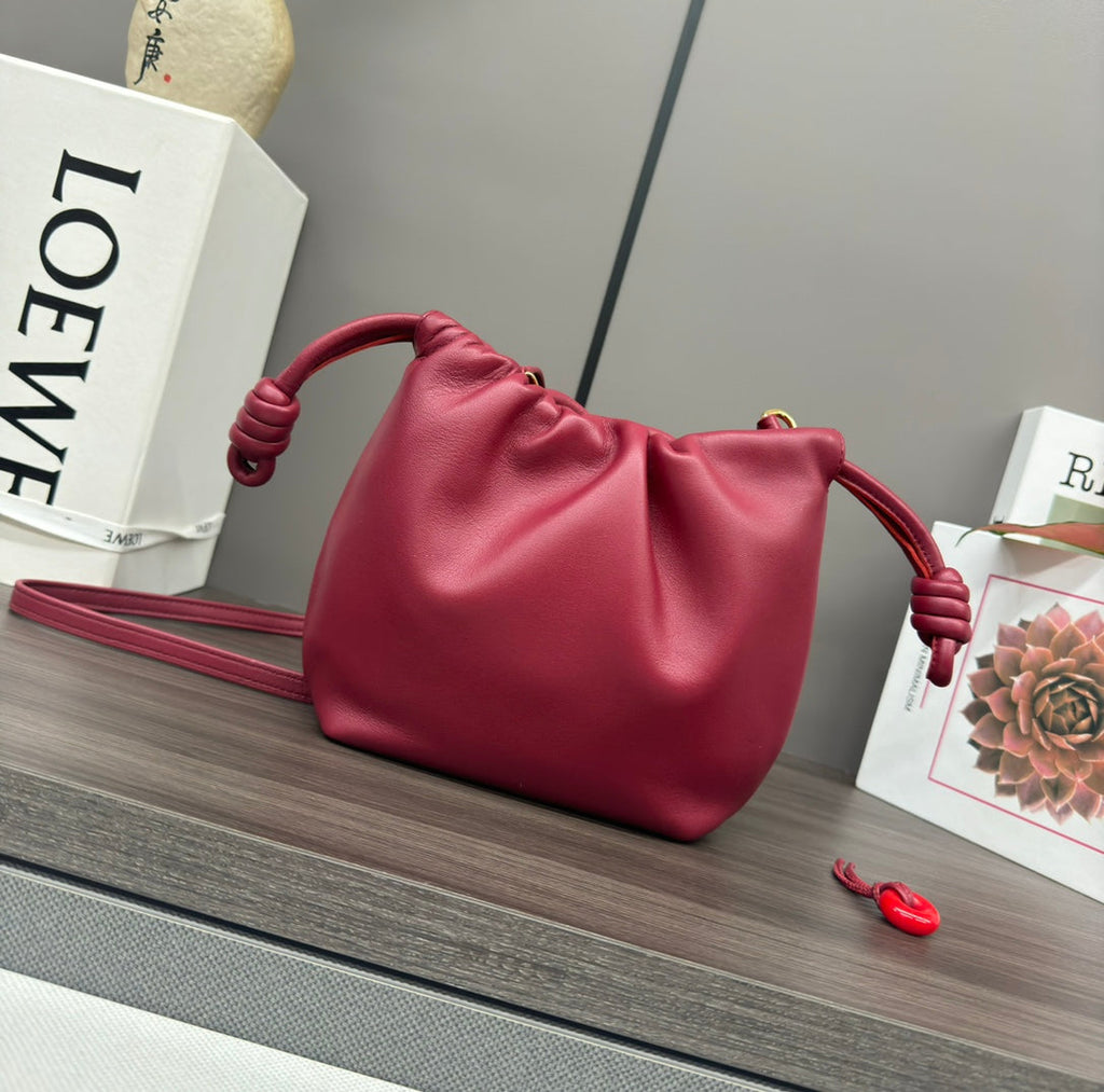LOEWE LOE 23 FLAMENCO PURSE BUCKET IN RED PINK LAMBSKIN