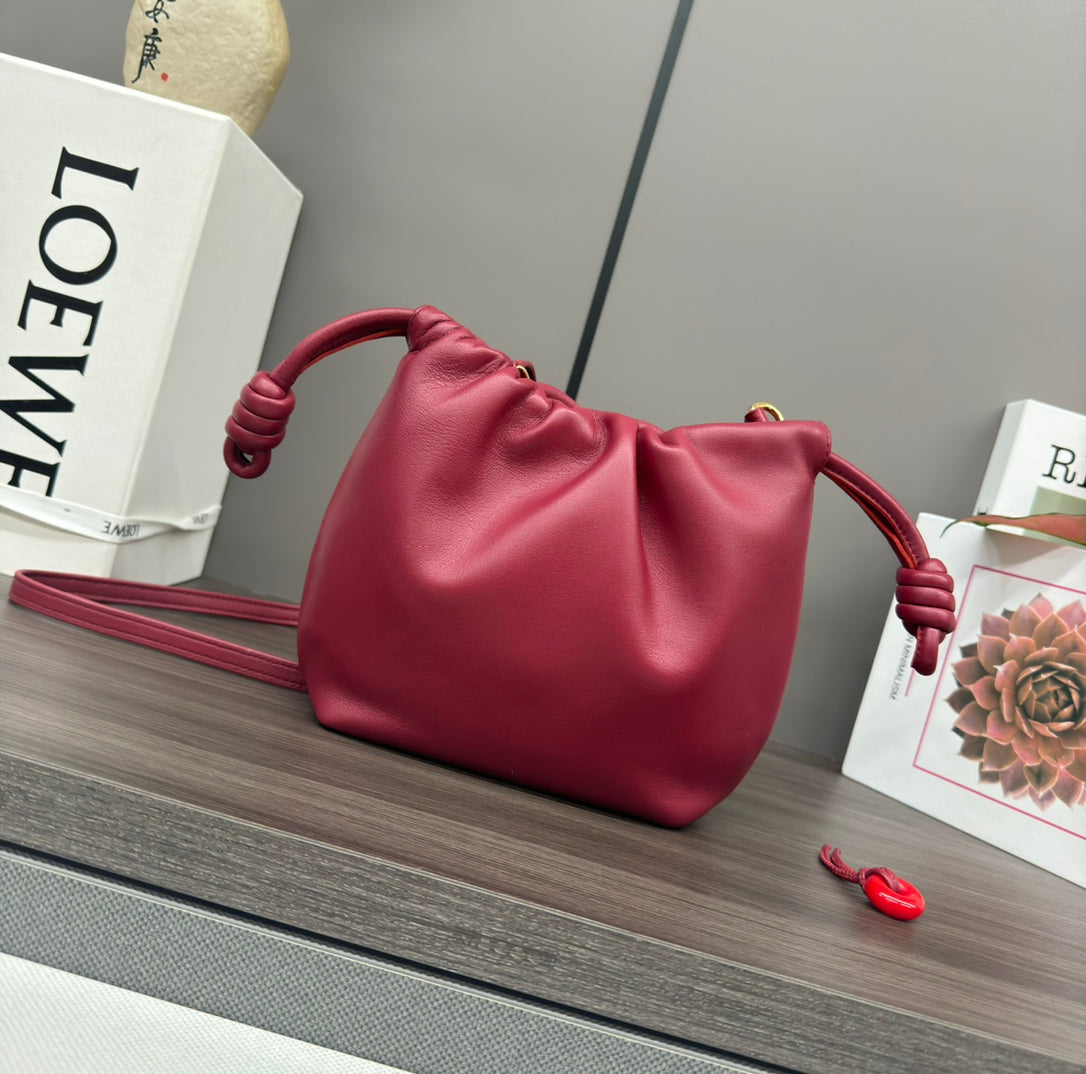 LOEWE LOE 23 FLAMENCO PURSE BUCKET IN RED PINK LAMBSKIN
