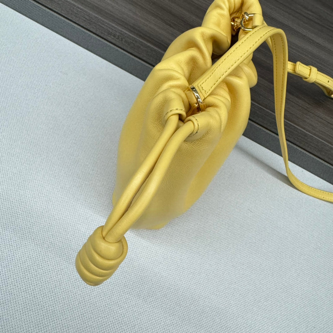 LOEWE LOE 23 FLAMENCO PURSE BUCKET IN YELLOW LAMBSKIN
