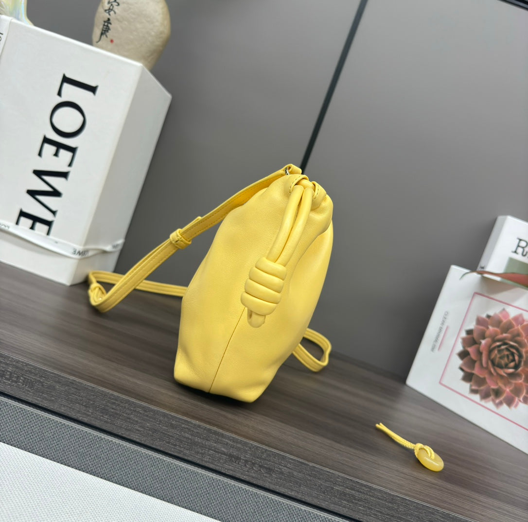LOEWE LOE 23 FLAMENCO PURSE BUCKET IN YELLOW LAMBSKIN