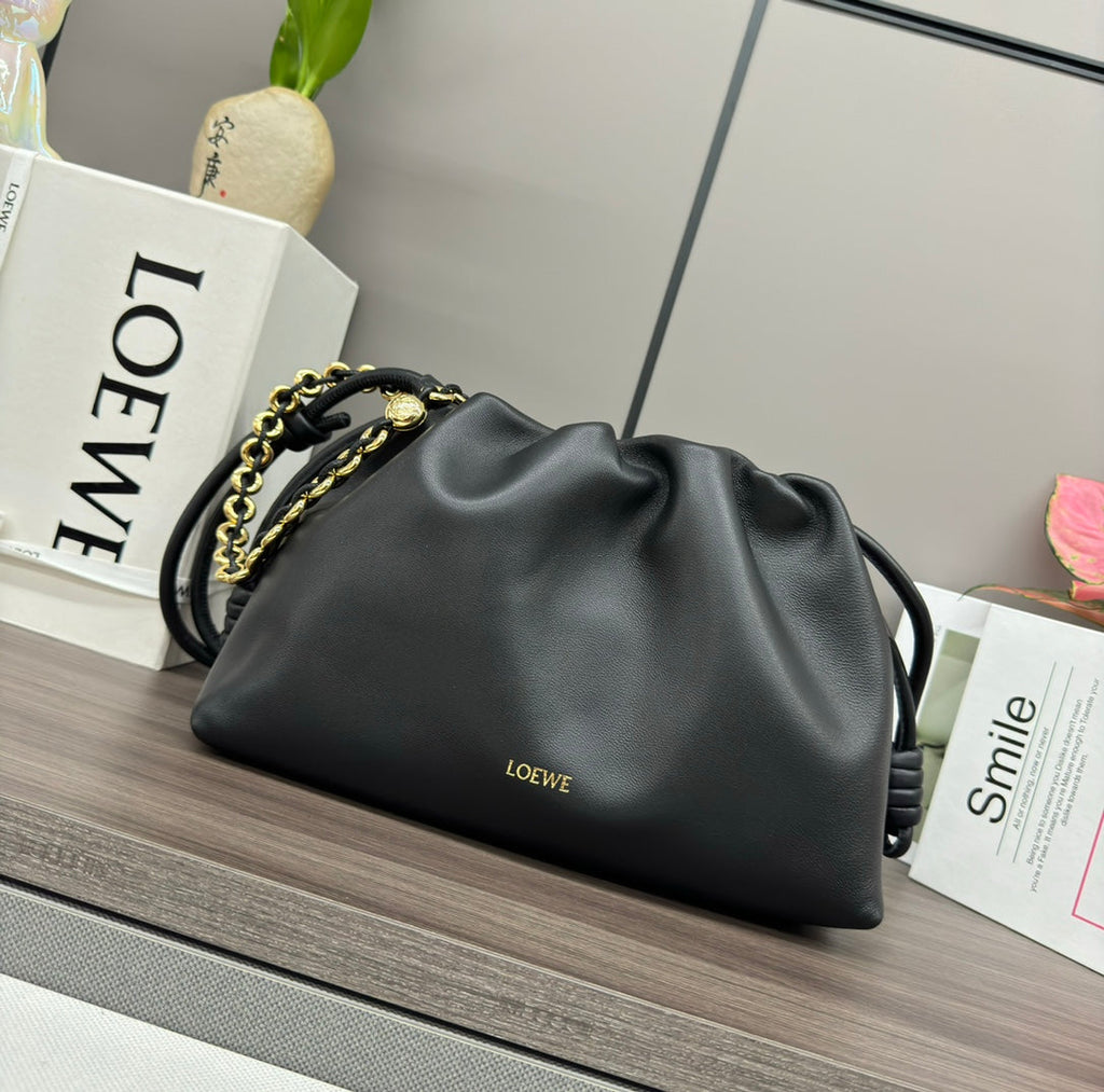 LOEWE LOE MEDIUM 30 FLAMENCO PURSE BUCKET IN BLACK LAMBSKIN