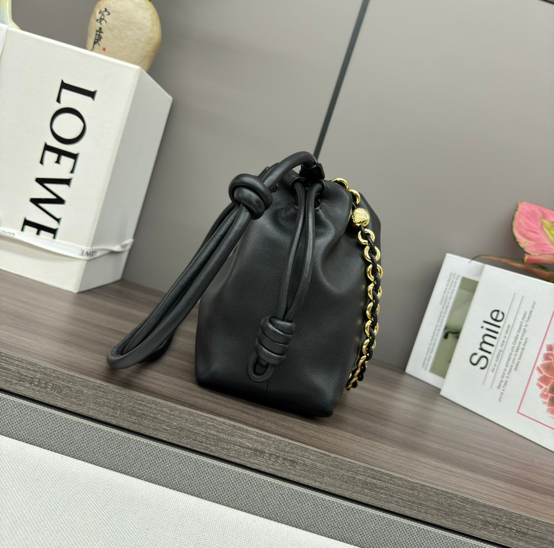 LOEWE LOE MEDIUM 30 FLAMENCO PURSE BUCKET IN BLACK LAMBSKIN