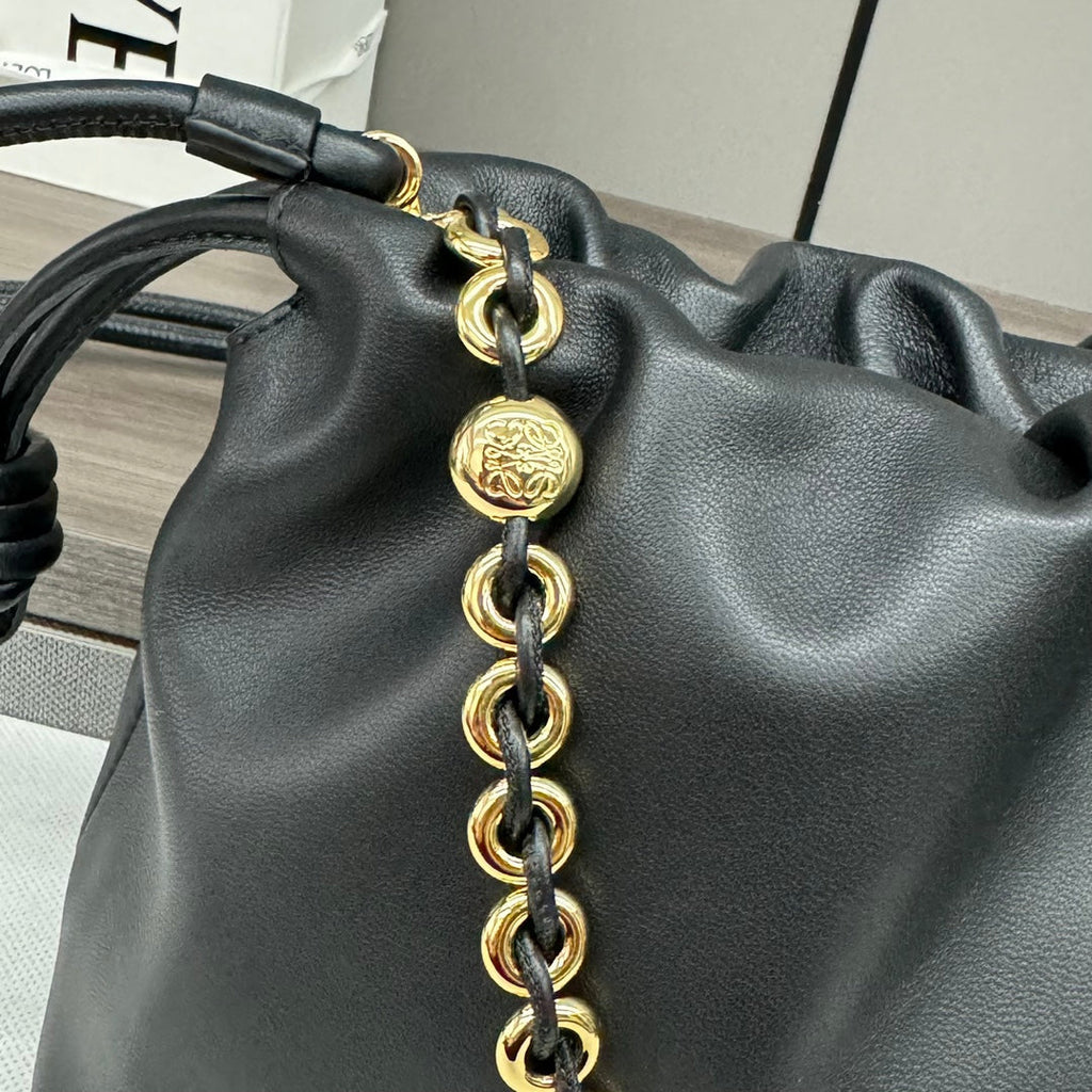 LOEWE LOE MEDIUM 30 FLAMENCO PURSE BUCKET IN BLACK LAMBSKIN