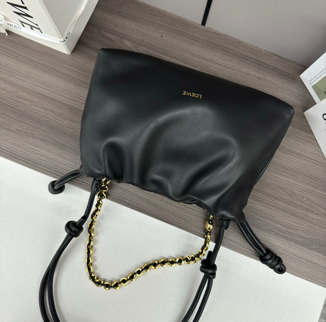 LOEWE LOE MEDIUM 30 FLAMENCO PURSE BUCKET IN BLACK LAMBSKIN