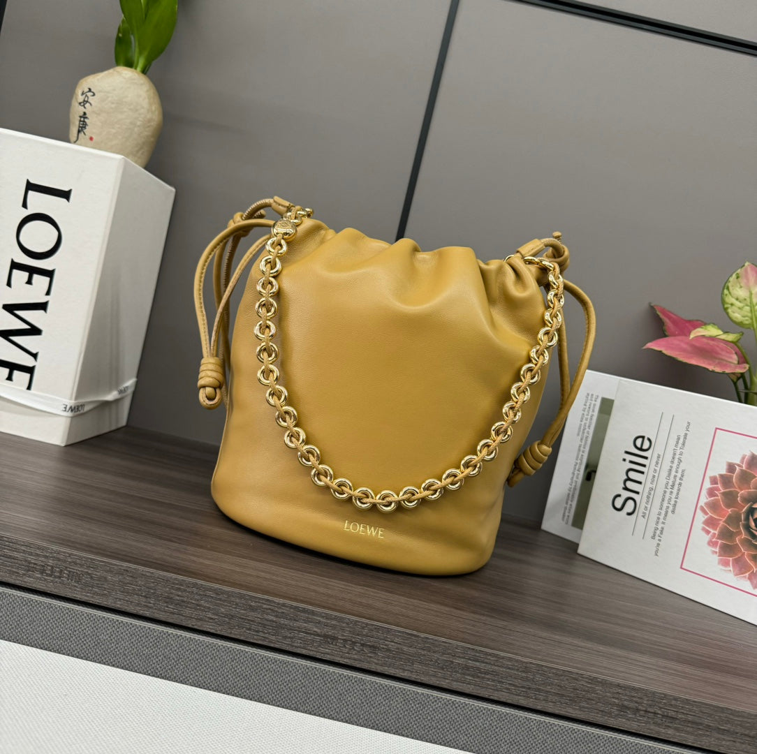 LOEWE LOE 32 FLAMENCO PURSE BUCKET IN PEANUT BROWN LAMBSKIN