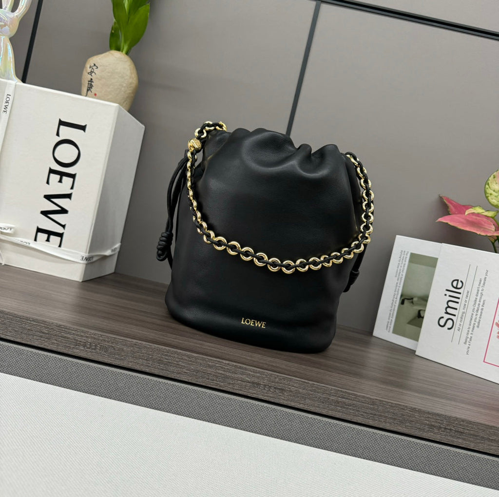 LOEWE LOE 32 FLAMENCO PURSE BUCKET IN BLACK LAMBSKIN