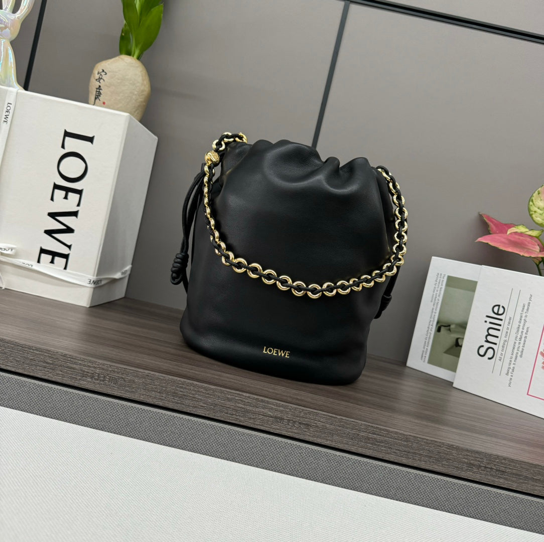 LOEWE LOE 32 FLAMENCO PURSE BUCKET IN BLACK LAMBSKIN